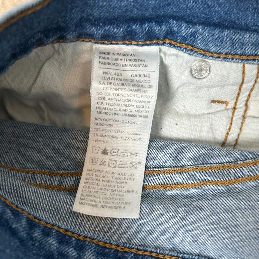 Signature by Levi Strauss signature by